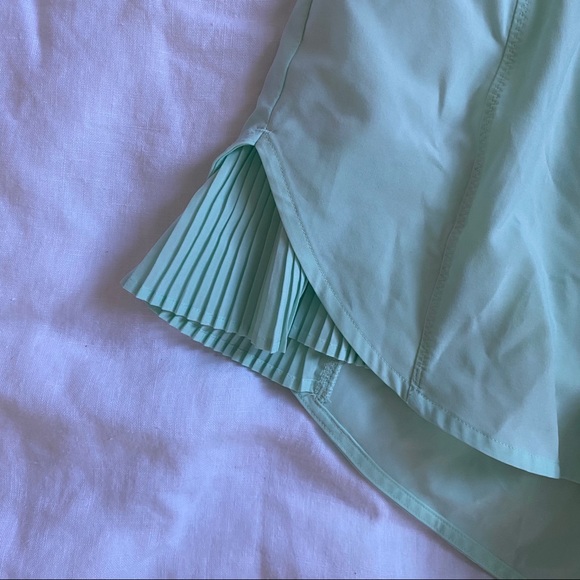 LULULEMON // Pleat to Street Short | Sea Mist - Picture 5 of 10